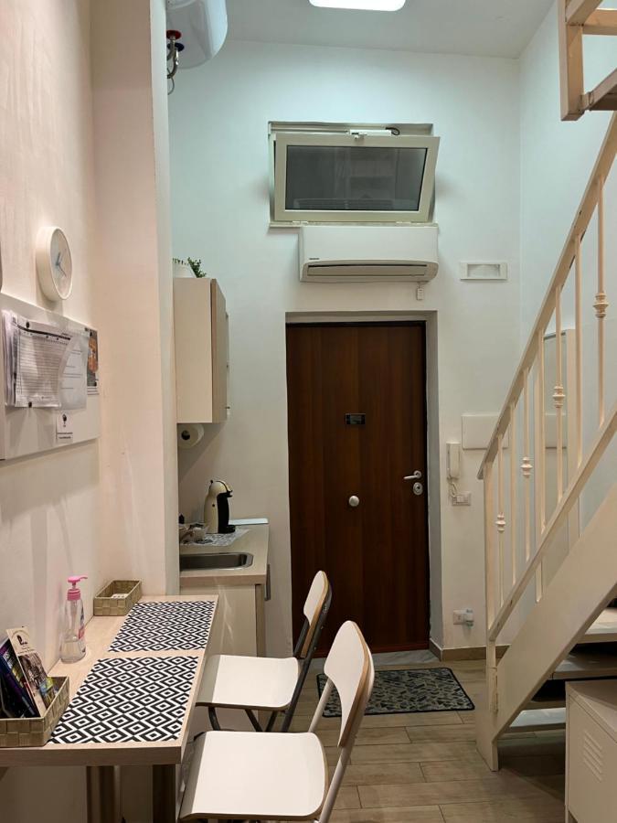 La Casina Di Lia In Via Dei Tribunali Neapel Exterior foto